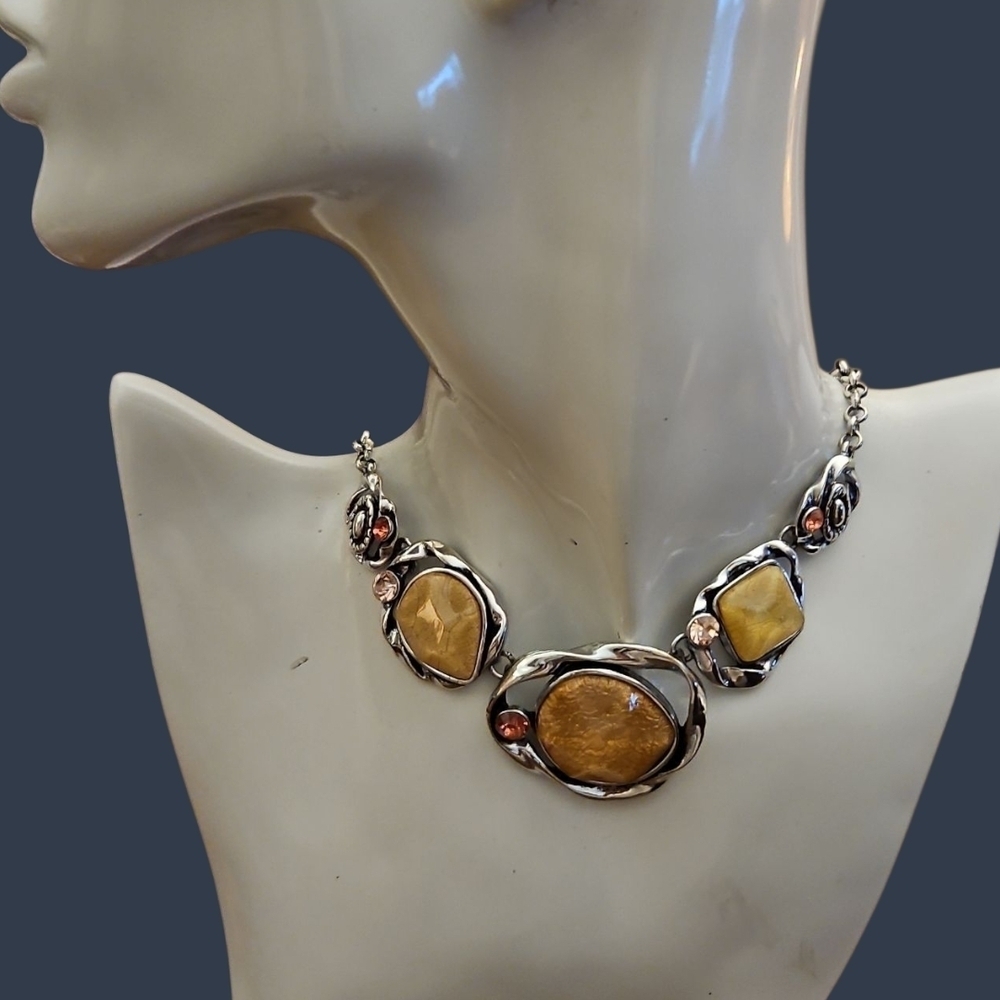 Vtg HOWARD'S Geometric Freeform Avant Garde Acrylic Gem Necklace